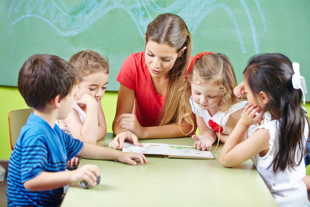 Auxiliarele pentru elevi - programul Școala după Școală