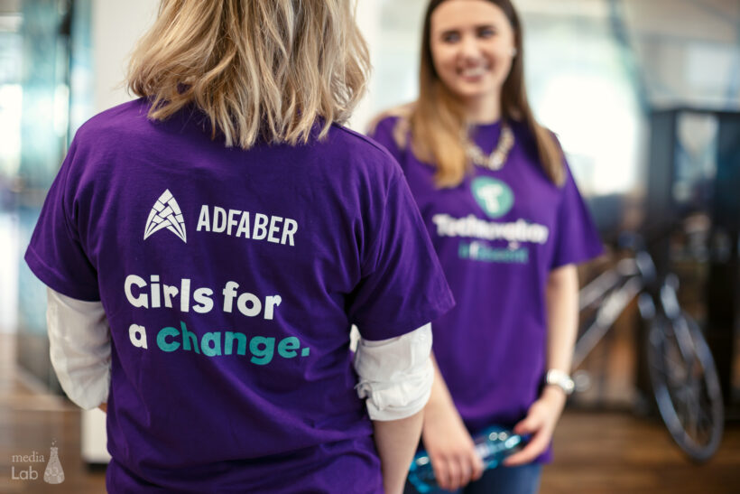 TechNovation Gilrs