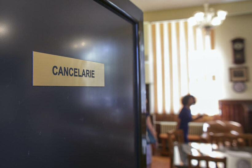 vârsta de pensionare, cancelarie profesori