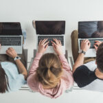 Educație media pentru liceeni: ce își propune acest proiect