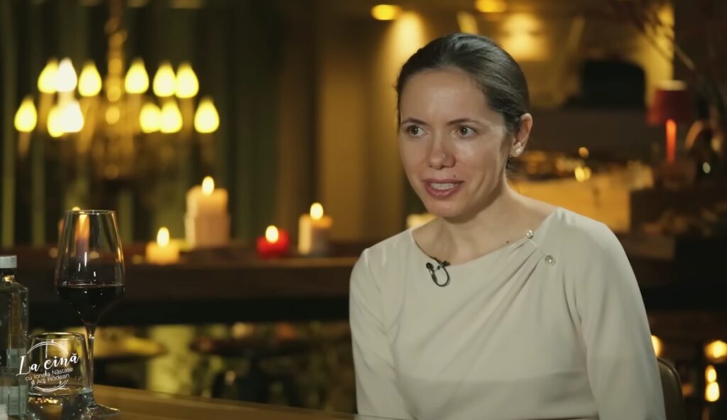 Mirabela Grădinaru în emisiunea „La Cină” moderată de Ionela Năstase la Digi 24 / Captură Youtube.com